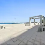 Silkhaus Chic Studio In Pixel Tower With Private Beach