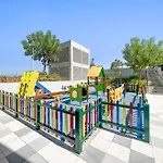 Silkhaus Chic Studio In Pixel Tower With Private Beach